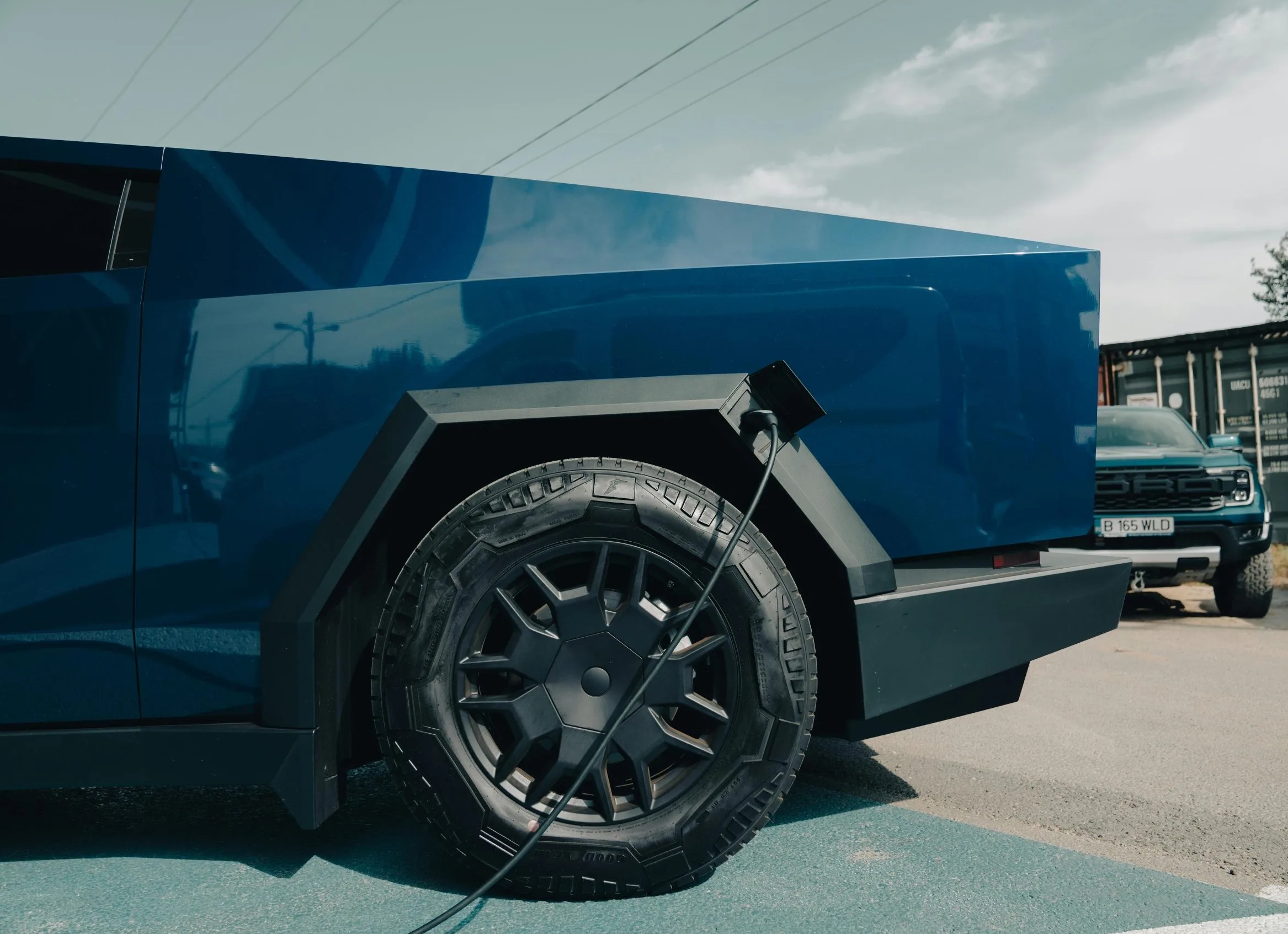 Долговечный ремонт: с чего начать?</p>
<p>Гид по антивандальным материалам