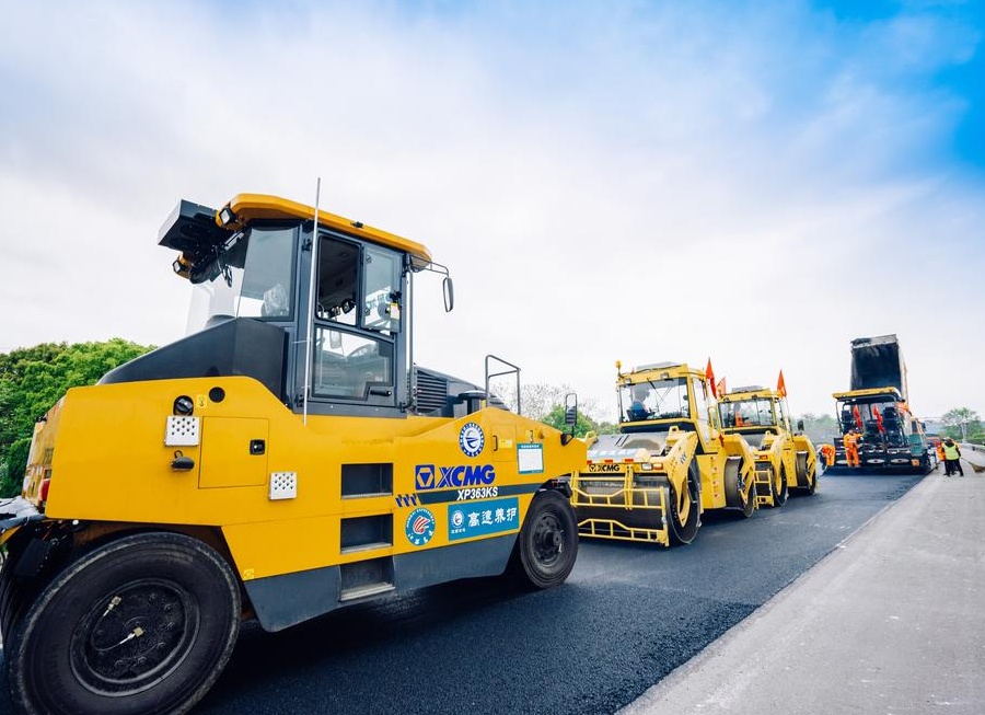 Китайская дорожно строительная техника